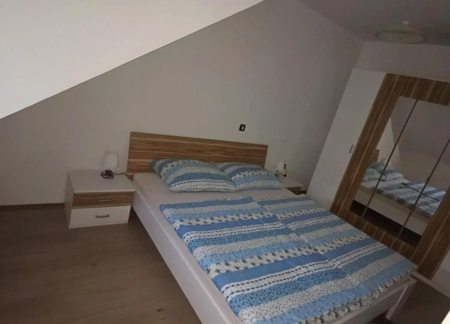 Apartments With A Parking Space Delnice, Gorski Kotar - 20247 デルニツェ